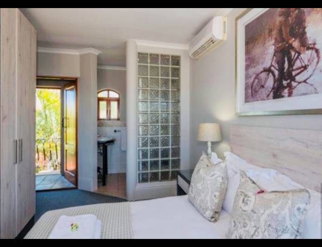 560M² HOTEL FOR SALE IN SUMMERSTRAND